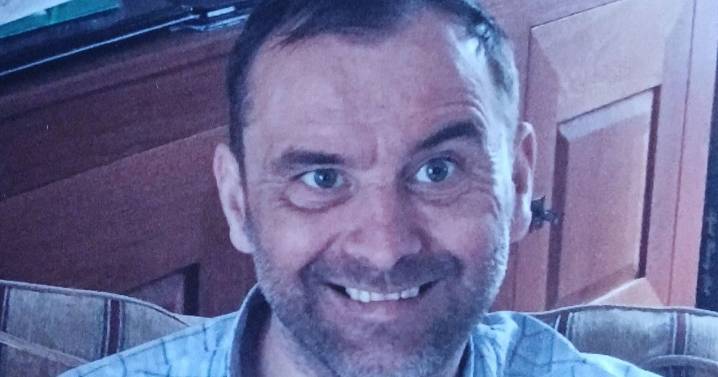 Tributes to dad who died after being 'fatally stabbed during alleged burglary'