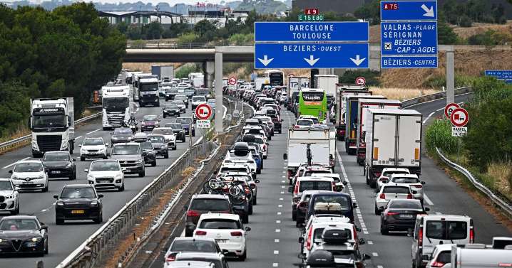 Millions of EV drivers could pay tax twice on holiday under new Rachel Reeves plan