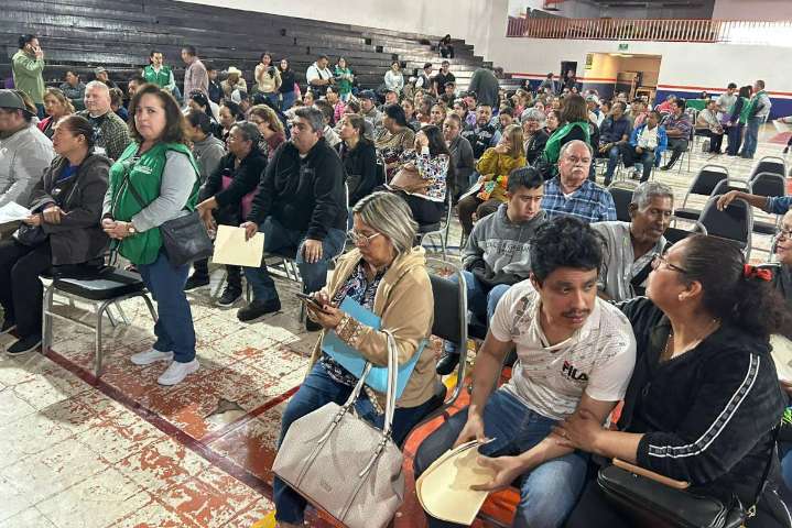 Brigada del Registro Civil en Monclova facilita registros y correcciones de actas