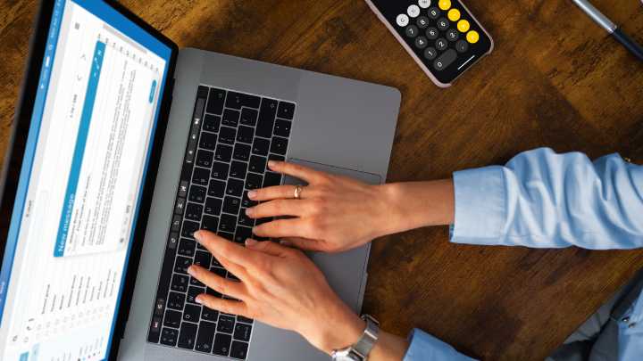 Declarar renta con inteligencia artificial: beneficios, errores y advertencias de expertos