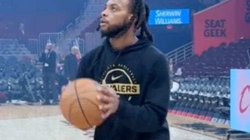 Video | Darius Garland shooting around before his 2025 debut game