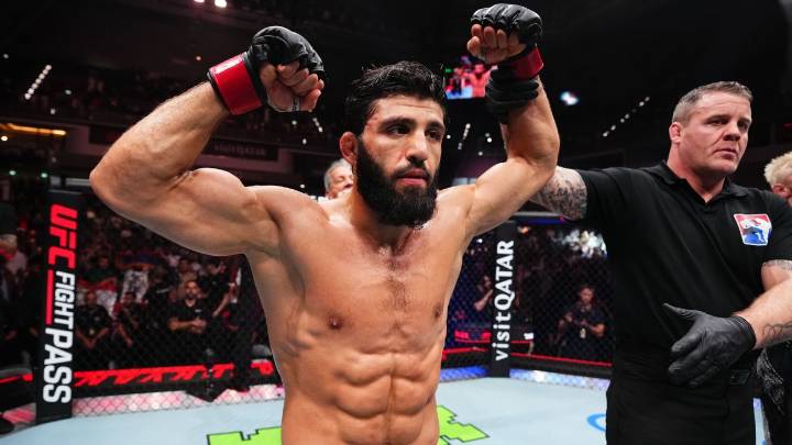 UFC Qatar resultados: Tsarukyan somete a Hooker, pide a Topuria