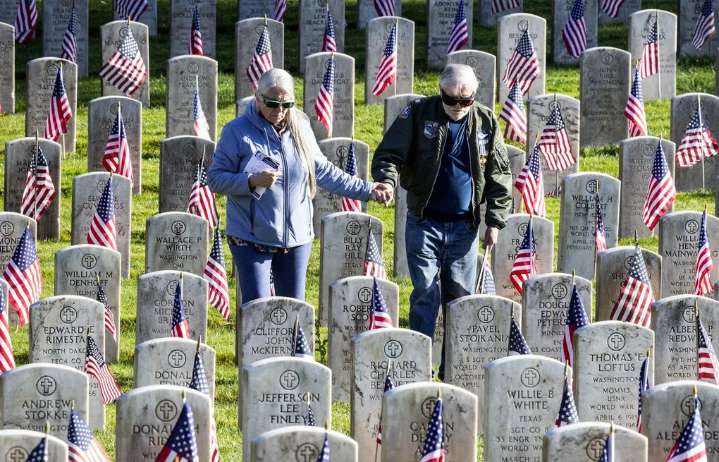 Photos: Veterans Day scenes in Seattle