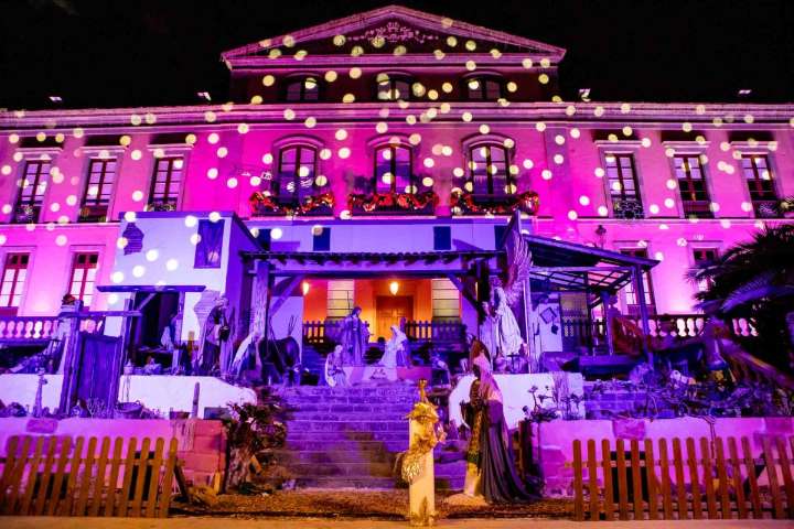 Navidad en La Orotava: la calle más iluminada de Canarias y uno de los belenes más grandes