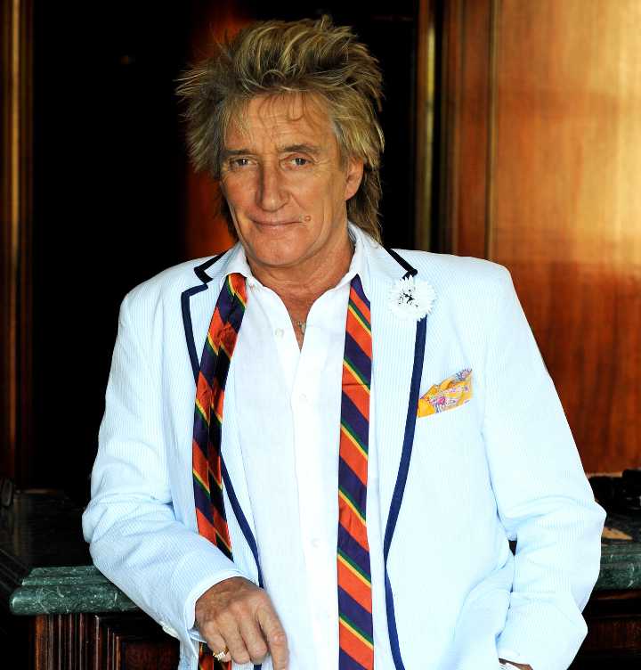 Rod Stewart expands world tour, plans Phoenix summer stop