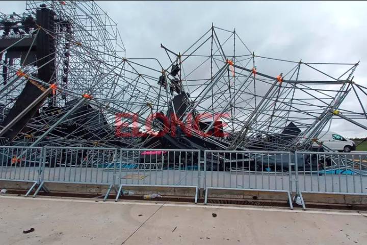 Temporal en San Nicolás derribó estructuras del escenario de la Fiesta de Disfraces: las fotos