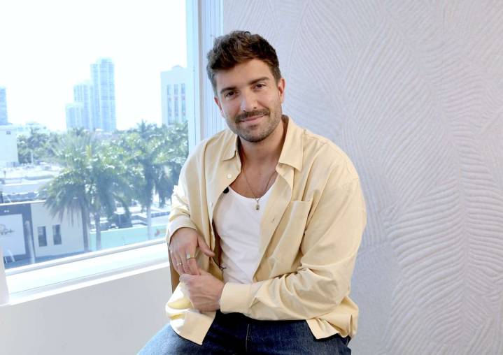 Pablo Alborán falta al respeto a periodista