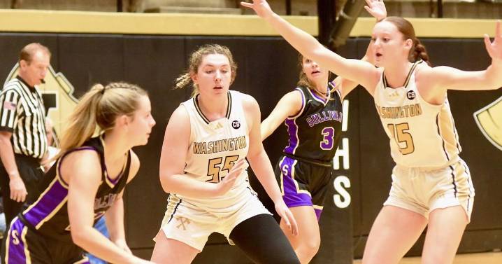 Lady Hatchets target Arrows, 58