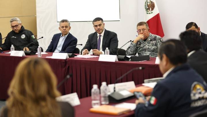 Harfuch se reúne con transportistas; fortalecerá seguridad en carreteras