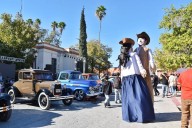 Vibra Cuatro Ciénegas con el desfile de ‘Clásicos de Pueblos Mágicos 2025’