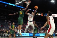 Deadspin | No. 14 St. John's gets in Players Era win column vs. Baylor