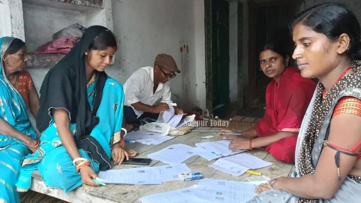 Gadkari urges Biharis to make ‘Anje, Ganje, Panje’ vanish