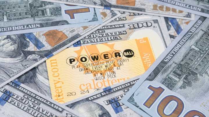 Powerball ticket worth $979,462 sold in California