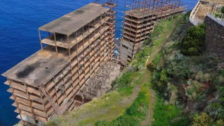 Un mamotreto en ruinas: así es la edificación de La Matanza abandonada desde hace décadas