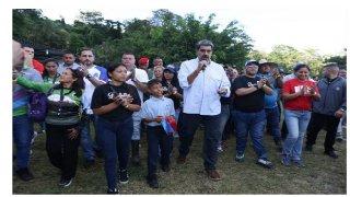 Maduro: Ningún gobernador, ningún ministro puede venir a colonizar a las comunas