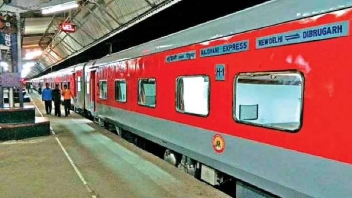Rail ticket booking: Aadhaar now mandatory for booking train tickets online between 8 am and 10 am