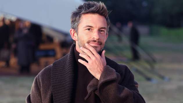 ‘People’ names Jonathan Bailey its 2025 Sexiest Man Alive