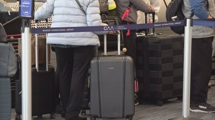 Bradley travelers face challenges amid flight cuts and FAA