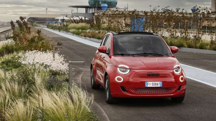 Cinco nuevas normas de tránsito para este mes en EE.UU.