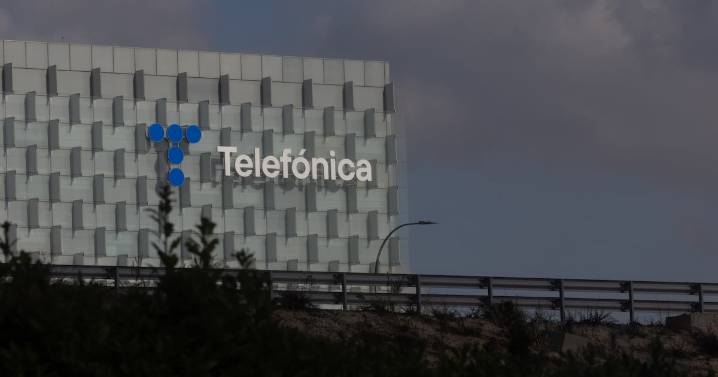 El plan de Telefónica apunta a cuatro países y su operación en Chile no aparece en el listado a la espera de su venta