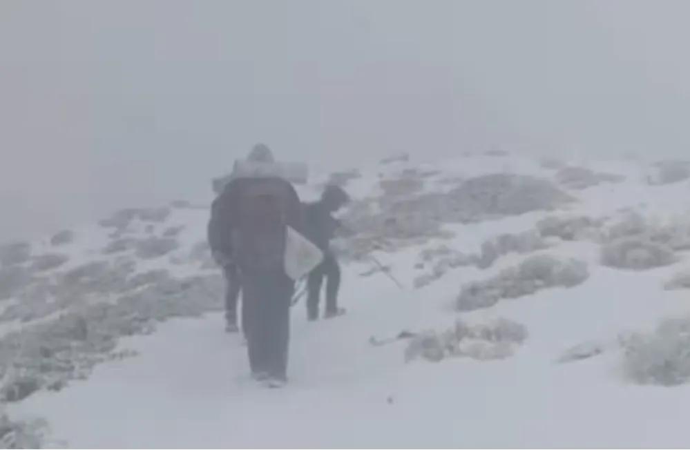 Rescatados cuatro montañeros con hipotermia tras un operativo de más de seis horas en la Sierra de Gredos