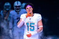 Report: Eagles acquire one of top available linebackers from Patriots rival