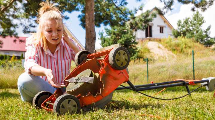 How To Dispose Of Your Old And Broken Lawn Mower