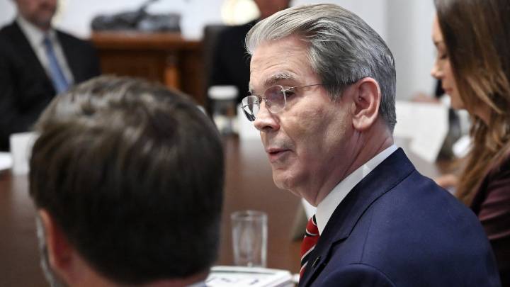 Scott Bessent respalda a Trump y pide eliminar el filibusterismo en el Senado