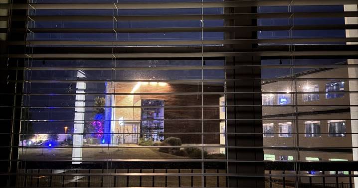 Artificial light exposure at night increases risk of heart disease, study says