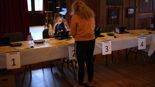 Votantes de California aprueban Propuesta 50, nuevo mapa legislativo para impulsar a demócratas en 2026