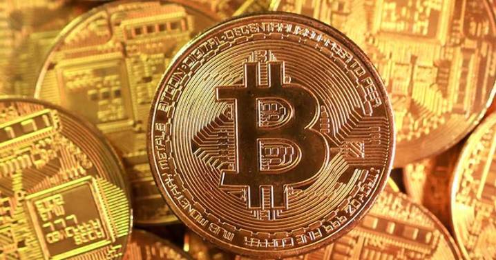 Bitcoin Slides nearly 2%, Trading Around $93,684 as Market Sentiment Softens