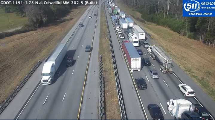 All lanes closed and heavy traffic on I-75 north heading towards Atlanta due to multiple accidents, GDOT says
