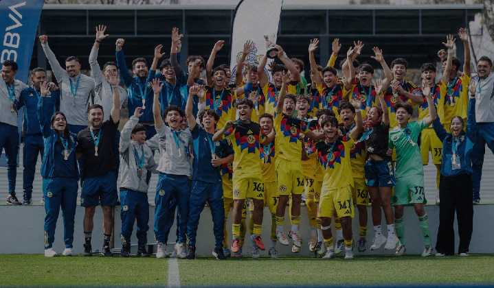 ¡Y dicen que no tienen cantera! América es campeón sub 15 y ganándole a su archirrival