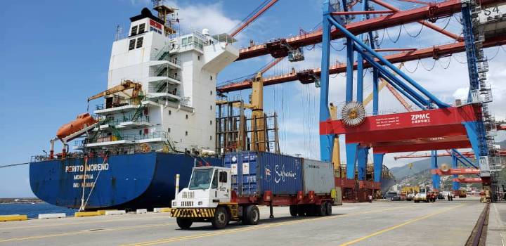 Proponen usar código QR para simplificar trámites aduaneros y portuarios