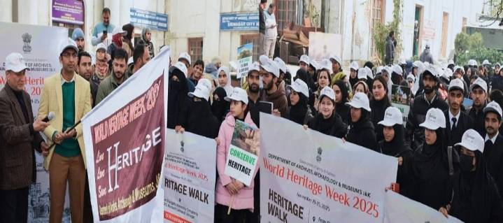 Div Com Kashmir Inaugurates World Heritage Week Exhibition, Flags off Heritage Walk in Srinagar
