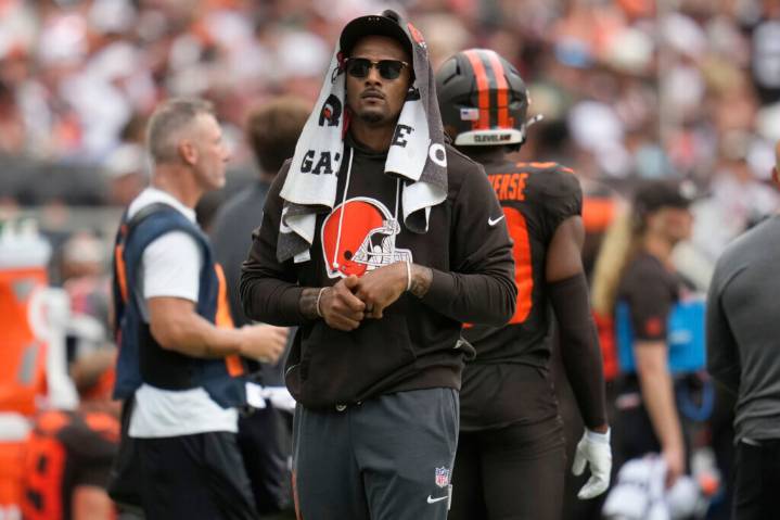 Kevin Stefanski hints at Deshaun Watson’s return, adding further uncertainty to Browns’ QB situation