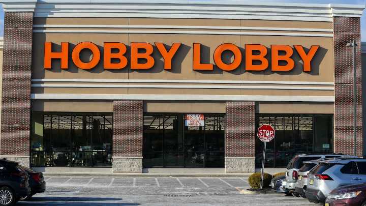 Hobby Lobby opens 19th N.J. store at mall shopping area