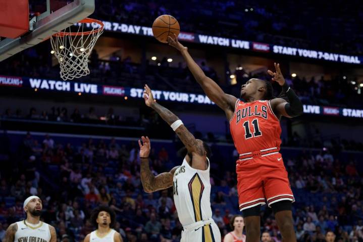 Chicago Bulls lose 143-130 to New Orleans, giving the Pelicans’ interim coach his first win – Chicago Tribune