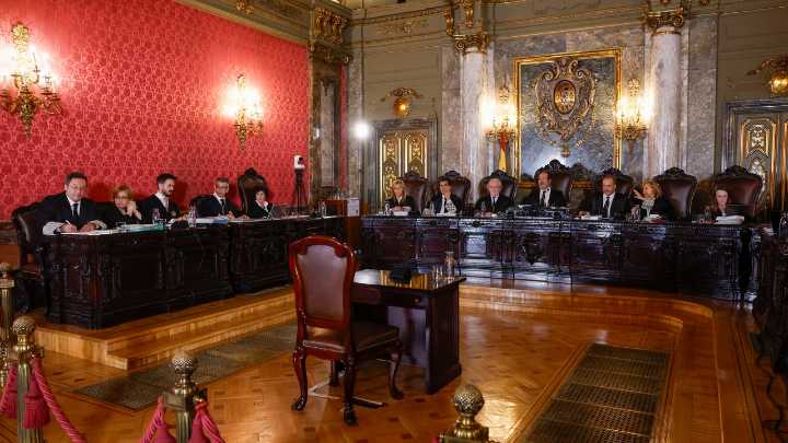 Un proceso cargado de política