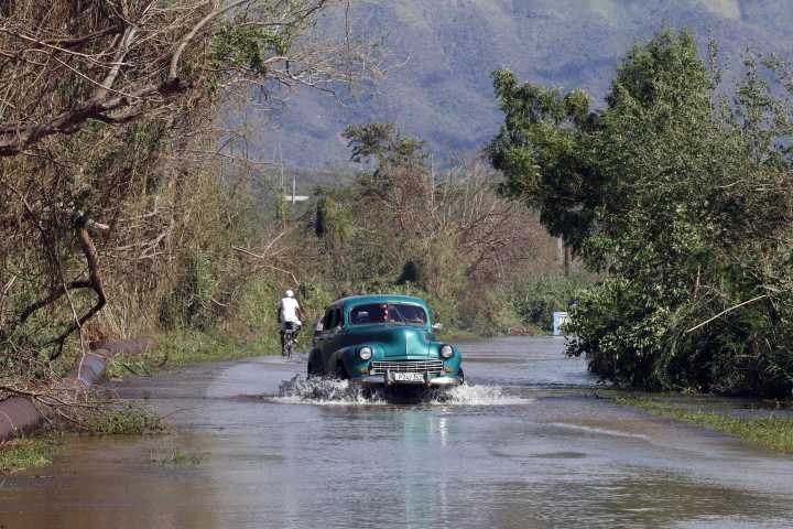 EEUU coordina con la Iglesia católica ayuda para afectados por Melissa en el este de Cuba