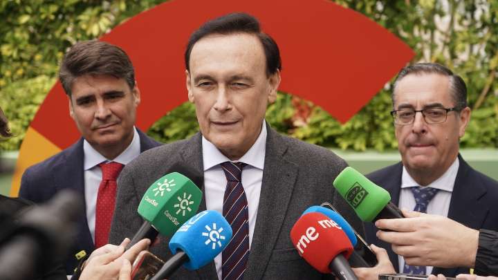 Villamandos niega que la universidad esté infrafinanciada y tiende la mano sobre la LUPA