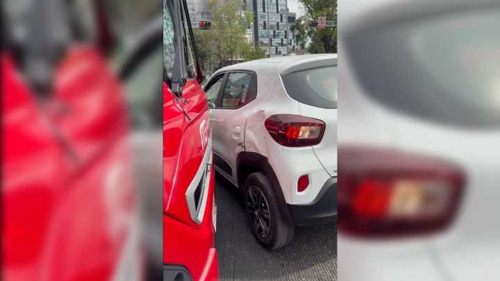 Choque de Metrobús de CDMX Deja Al Menos 9 Lesionados en Avenida Insurgentes