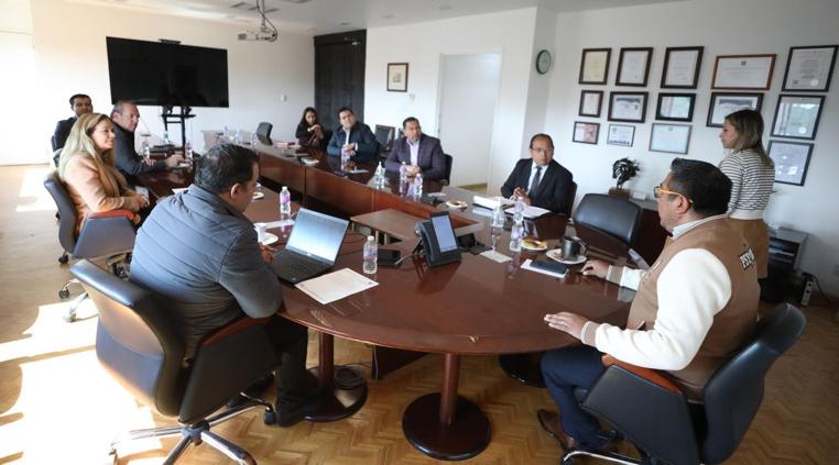 Gestionan ciudad deportiva: se reunió Cruz con INDAABIN y De la Vega