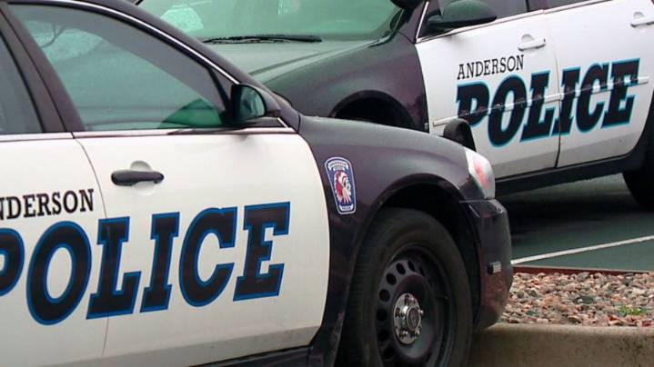 Anderson police officer arrested, charged with operating a vehicle while intoxicated