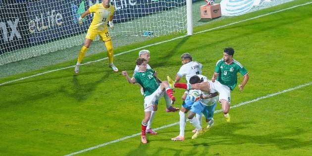 México y Uruguay empatan sin goles en Torreón