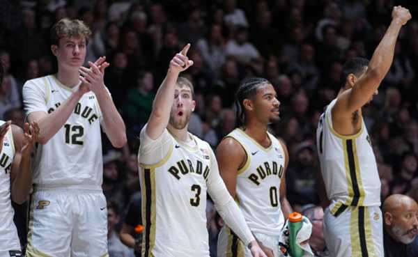 Purdue, Arizona top AP college basketball poll