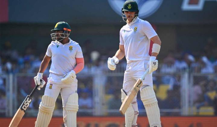 Bavuma and Stubbs steady South Africa at 156/2 against India on day one