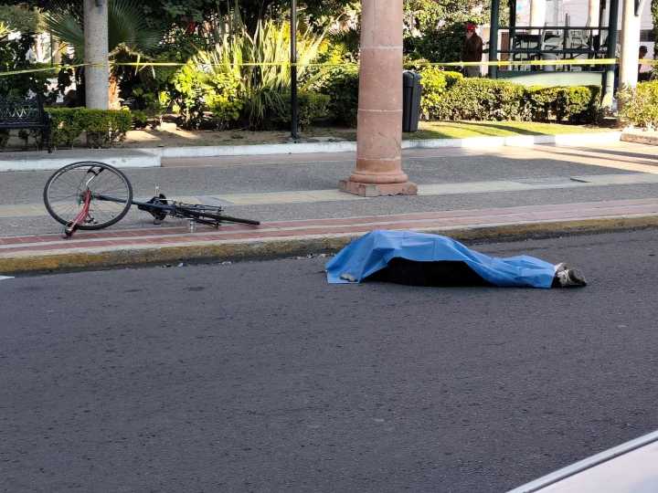 Identifican al ciclista que murió en la zona Centro tras pasar por un bache