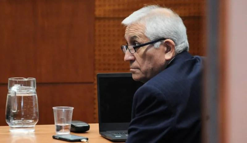 Condenan a exdirector de la PDI, Héctor Espinosa, por delitos de corrupción