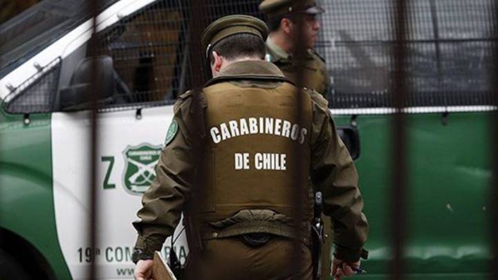 Detienen a dos sujetos tras atentado incendiario en Contulmo: Atacaron a carabineros con armas de fuego